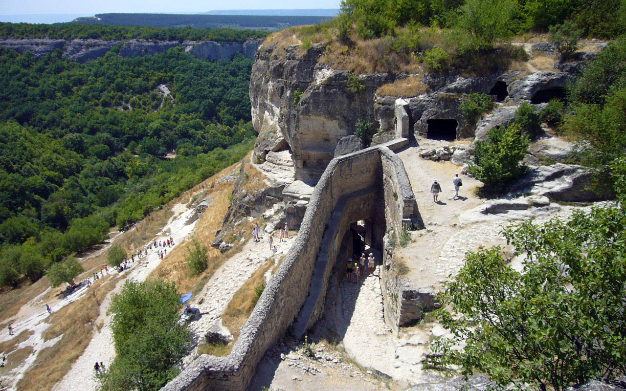 Poemas del río Wang The Road to ChufutKale