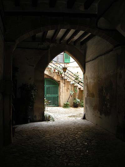 Palma de Mallorca, patio (inner courtyard)