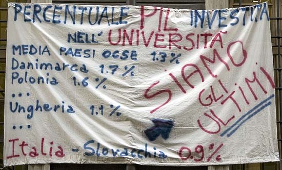 Torino, protest tacepao on the university